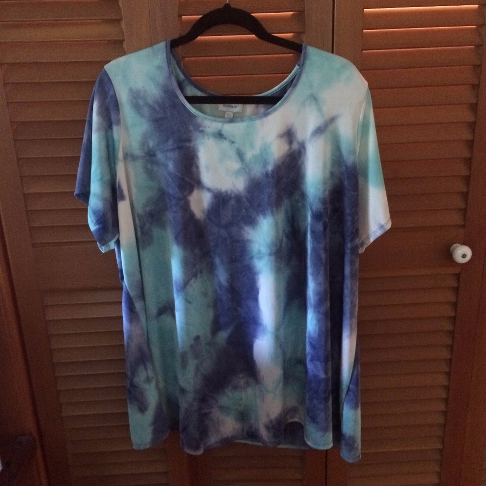 Avenue Summer Tunic Top